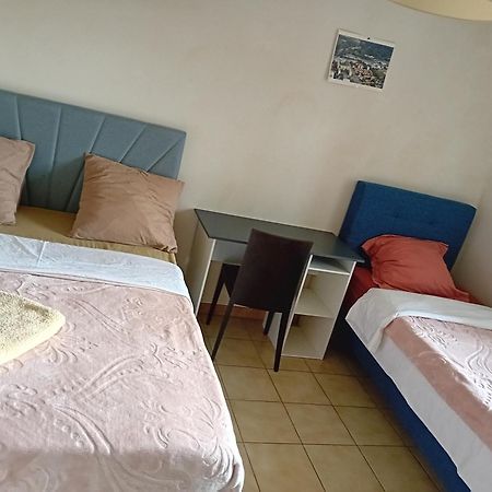 Appartement Dynamique Et Splendide à Bourgoin-Jallieu Extérieur photo