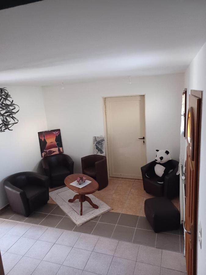 Appartement Dynamique Et Splendide à Bourgoin-Jallieu Extérieur photo