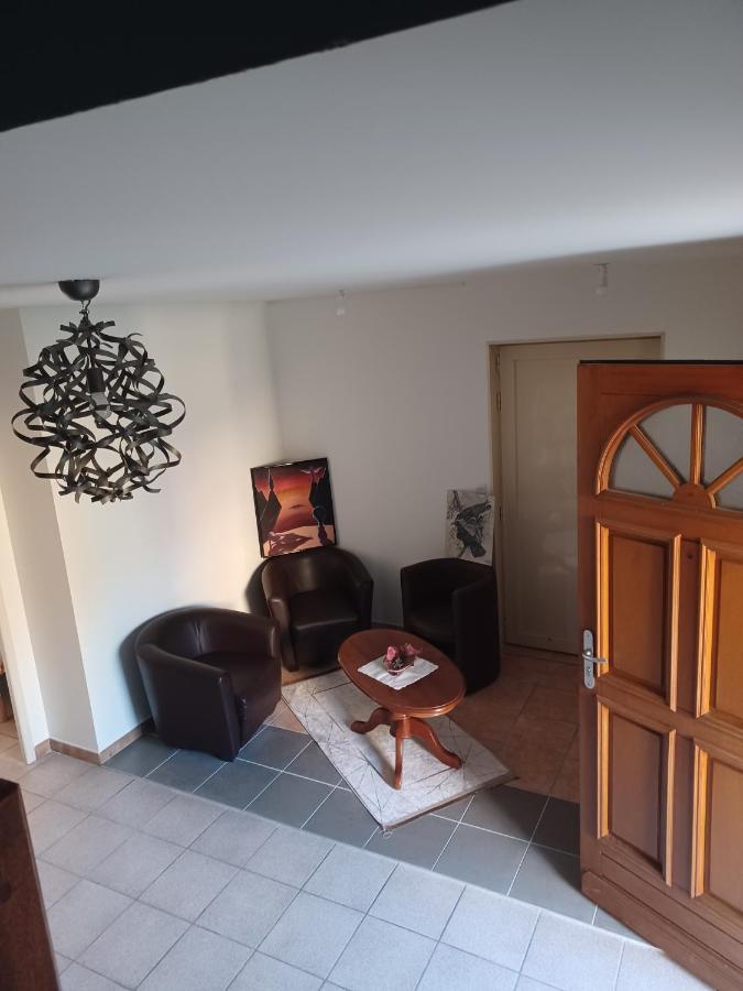 Appartement Dynamique Et Splendide à Bourgoin-Jallieu Extérieur photo